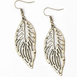 paparazzi Jewelry - Brass earrings paparazzi paparazzi Jewelry - Brass earrings paparazzi